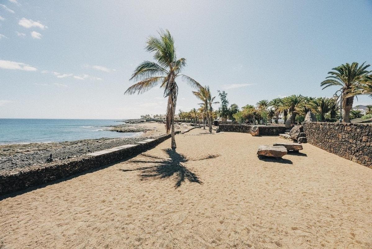 Lanzarote Beach Apartments, Casa Ona Costa Teguise Bagian luar foto